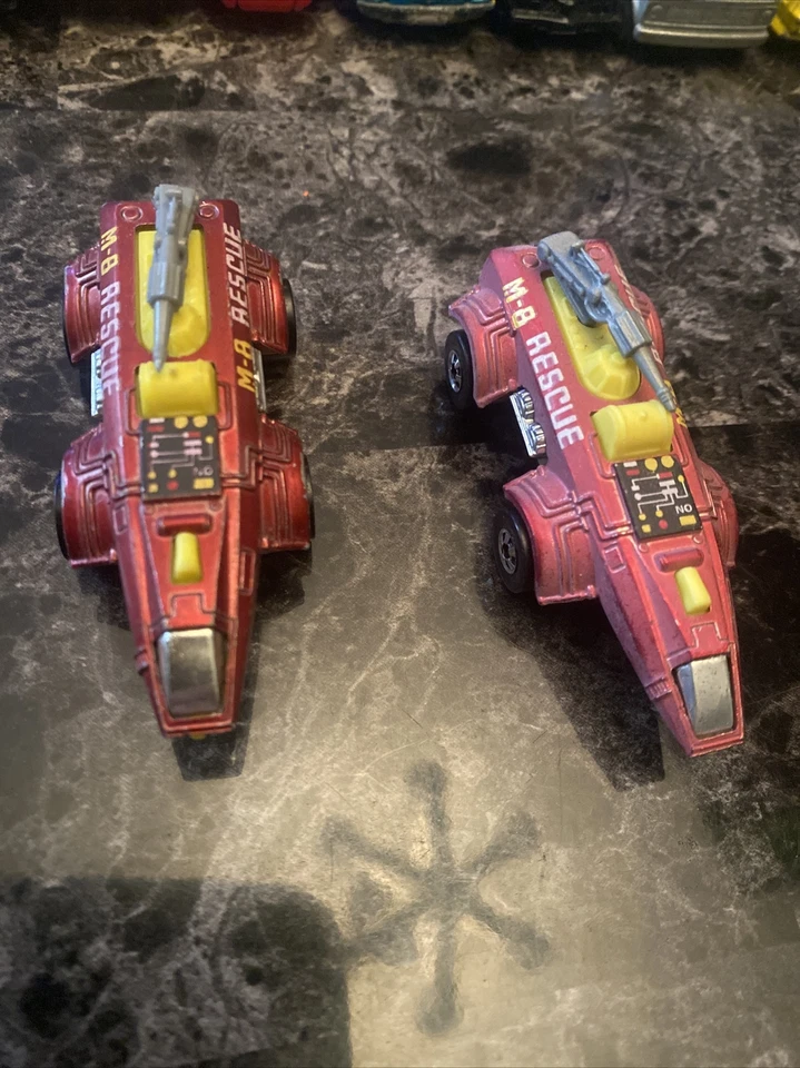 Lot Of Two Hot Wheels Spacer Racer Hong Kong red M-B Rescue 1978 Mattel - Image 3 of 4