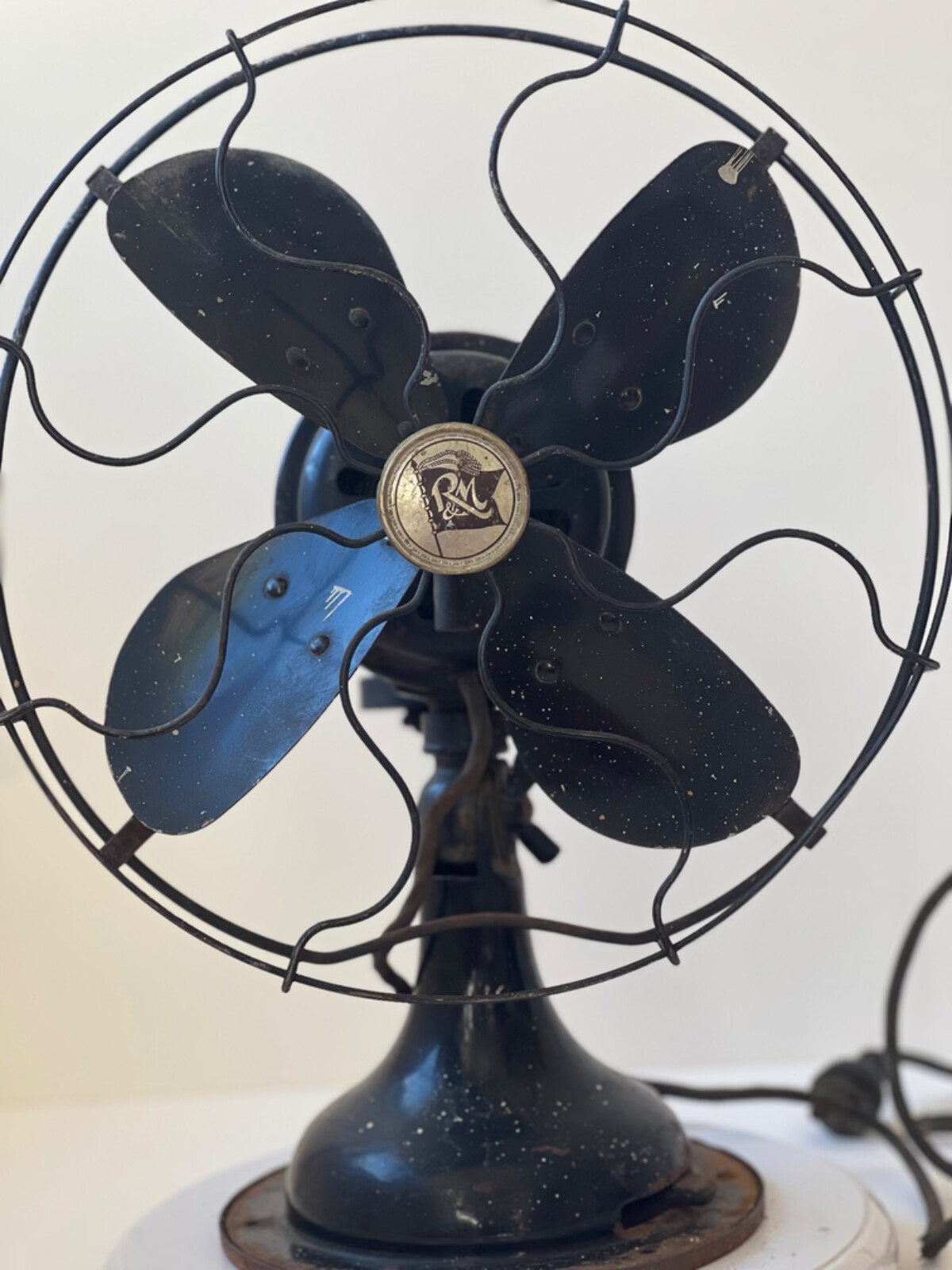 Vintage Robbins & Myers Oscillating Electric Fan Model 5204 RM01 Working Condition-image