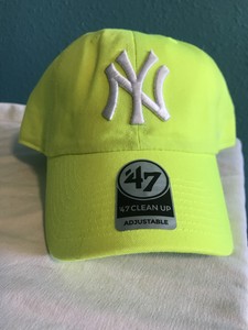 neon yankees hat