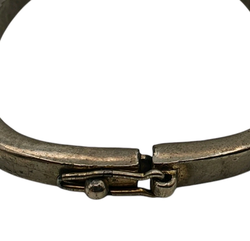 KJL KENNETH J LANE Green Rhinestone Bangle Bracel… - image 5