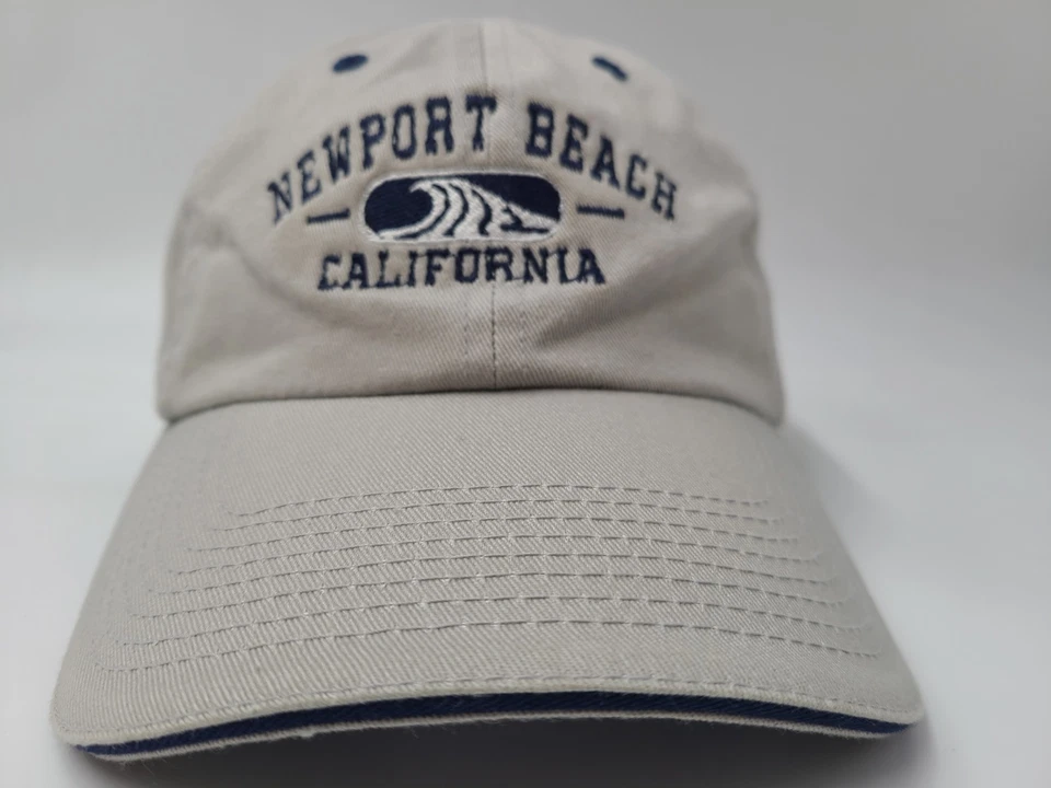 Gorra de colección Newport Beach California Fahrenheit con tirantes ajustable gris Foto 2 de 4