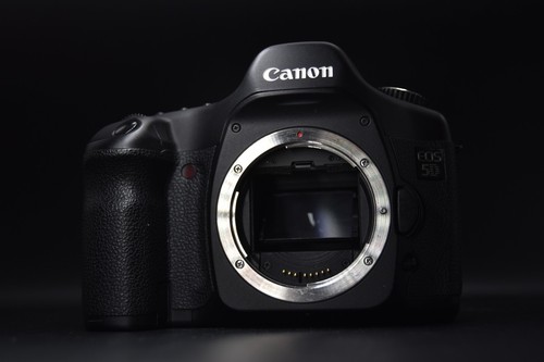 Canon EOS 5D 12.8 MP Digital SLR Camera Body Only【NEAR MINT SC 4446(4%)】#800 - Picture 11 of 16