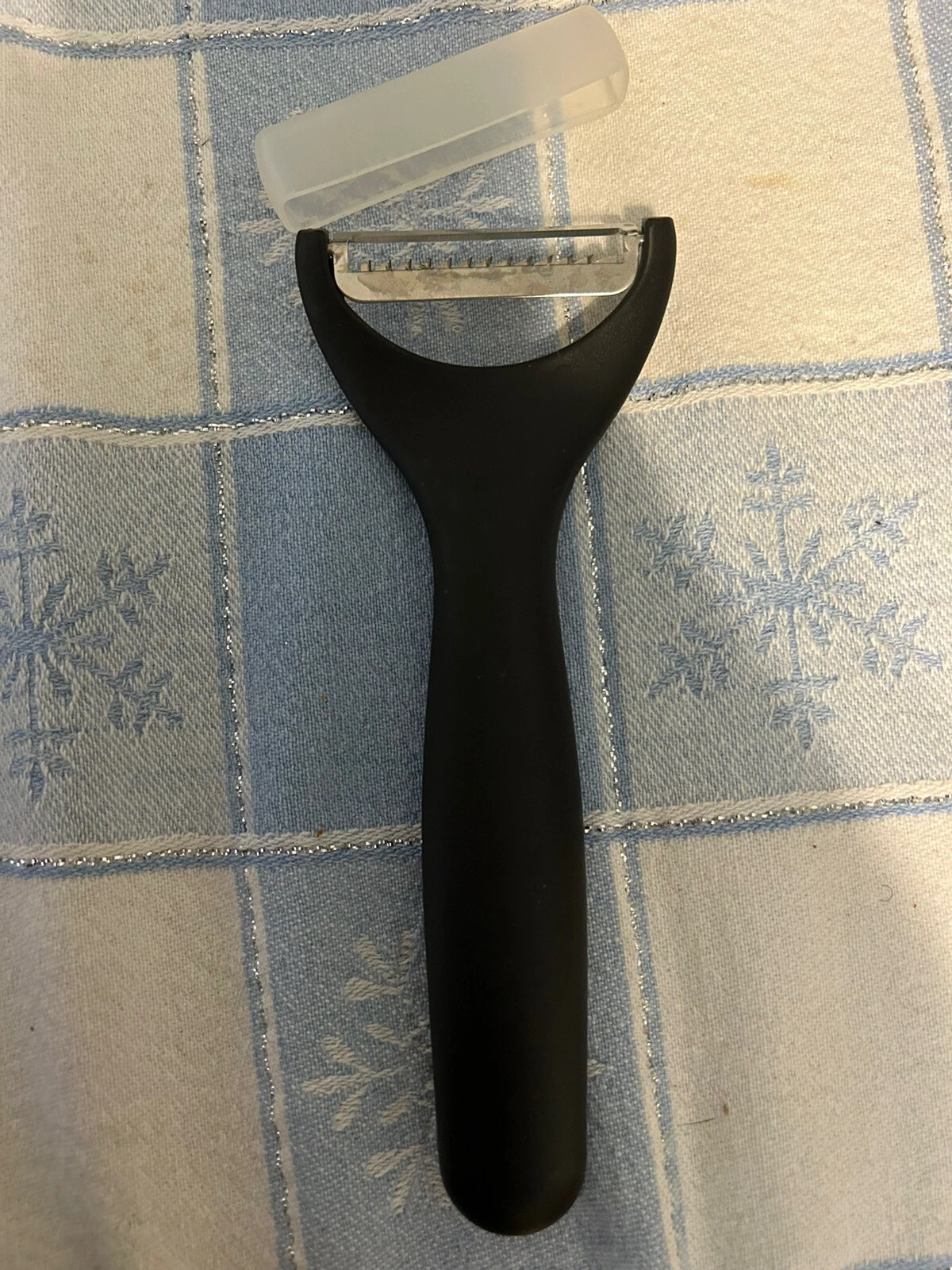 Pampered Chef Julienne Peeler 1115 and Apple/Fruit Corer 2415- Retired- used