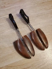 Vintage HANOVER Shoe Keepers/Stretcher Travel Tree Form #5 Dark Wood Pre-owned 