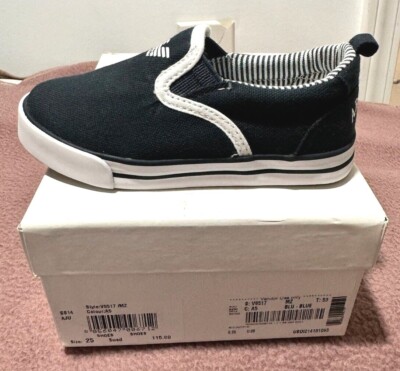 Giorgio Armani V8517 Navy Blue and White Boat Shoes (New with box)