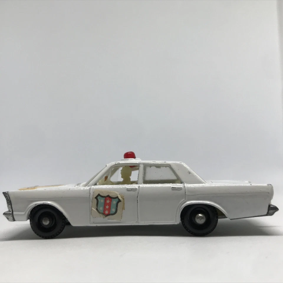Lesney Matchbox No. 55/59 Police Ford Galaxie 1966 White - Made In England W/Box - Image 2 of 4