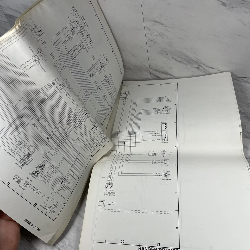 1987 年福特 Ranger Bronco II 卡车真空和布线图大号折叠指南 — 第 4/4 张图片