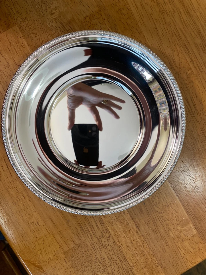 Plato sándwich Gorham #473 de plata de ley de 8" sin mono. Pulido. Hermoso. Foto 2 de 4