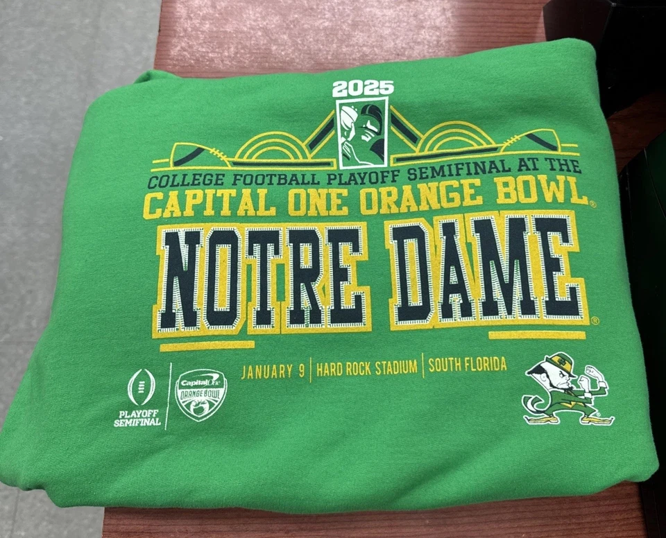 Norte Dame 2025 CollegeFootball Playoff Capital One Orange Bowl Large Sweatshirt - Image 3 of 3