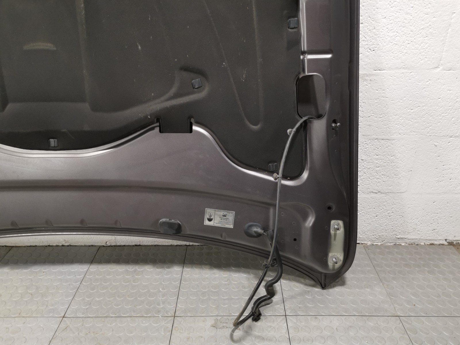 Maserati Ghibli 2019 M156E RWD 3.0 L Bonnet Hood Panel Assembly Gray Color OEM
