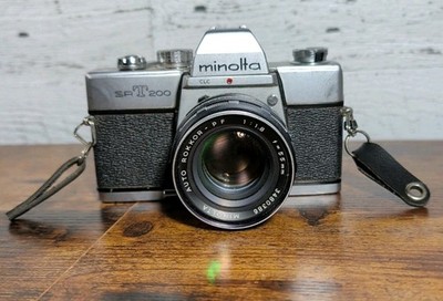 Minolta SRT 200 35mm Film Minolta Auto Rokkor PF 1.8 55mm