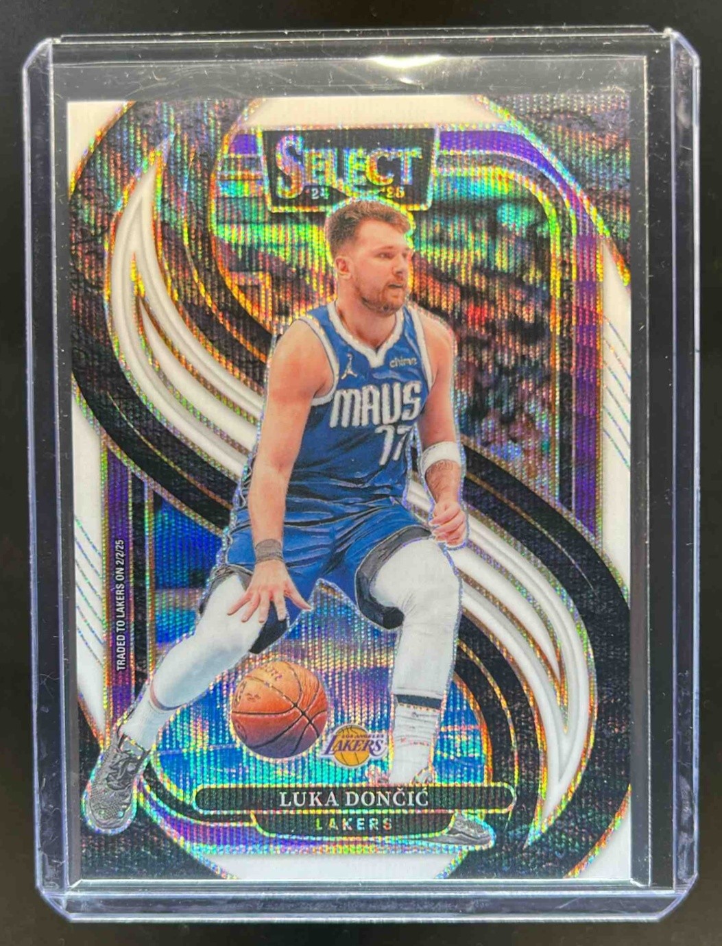 2024-25 Select Luka Doncic Premier White Wave Prizm #34/99 Lakers