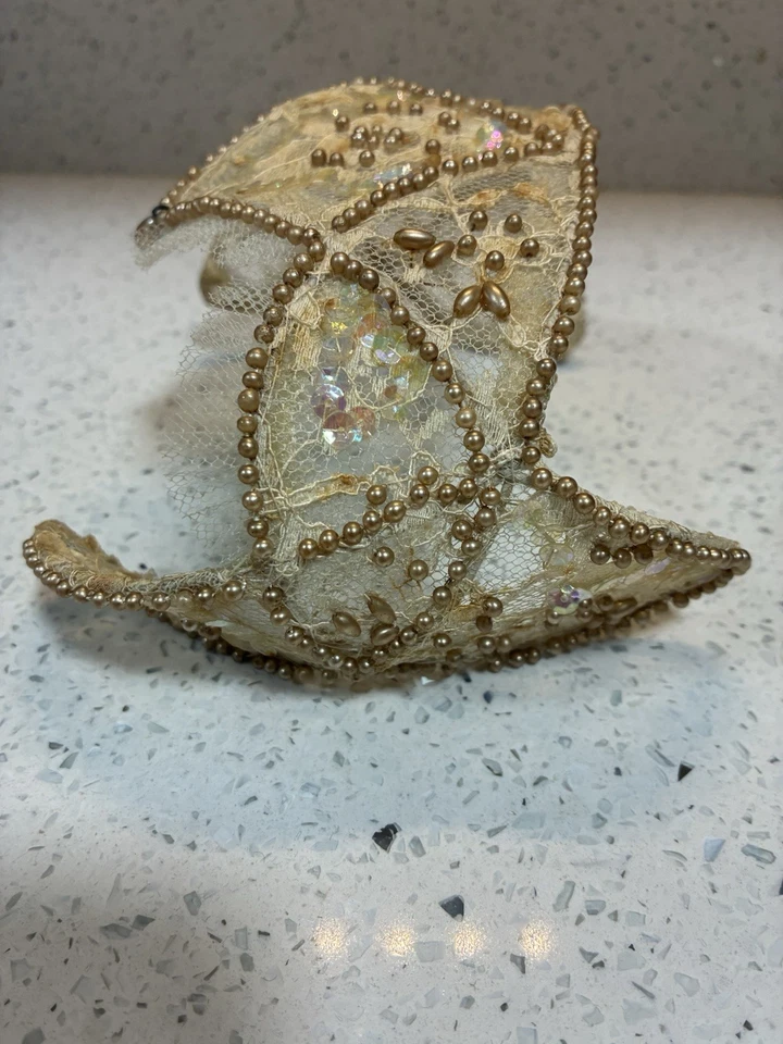 TOCADO NUPCIAL VINTAGE TIARA CON CUENTAS Y GORRA DE TERCIOPELO ARTÍCULO GENIAL - ENVIAMOS RÁPIDO Foto 3 de 4