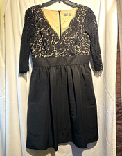 Eliza J Dress 12 Black Nude Floral Eyelash Lace V Neck Fit Flare Cocktail