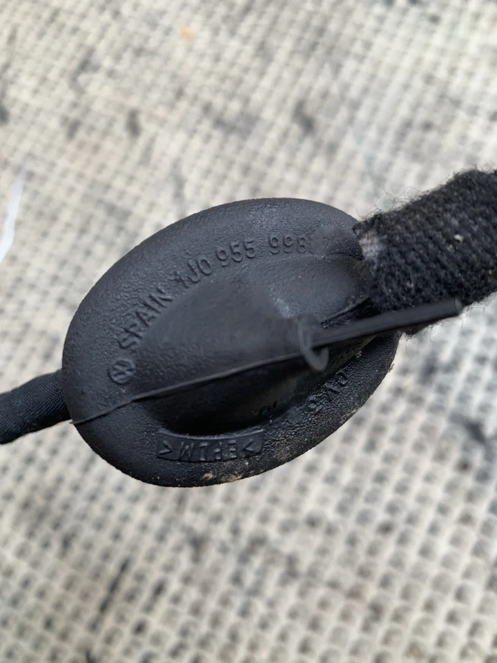 Manguera de tubo de boquilla de bomba de lavadora de 4 pantallas Volkswagen Golf 1JO955998 Foto 3 de 4