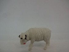 Stara figurka / identyfikator Hongkongu / kozioł owczy - długość około 35 mm