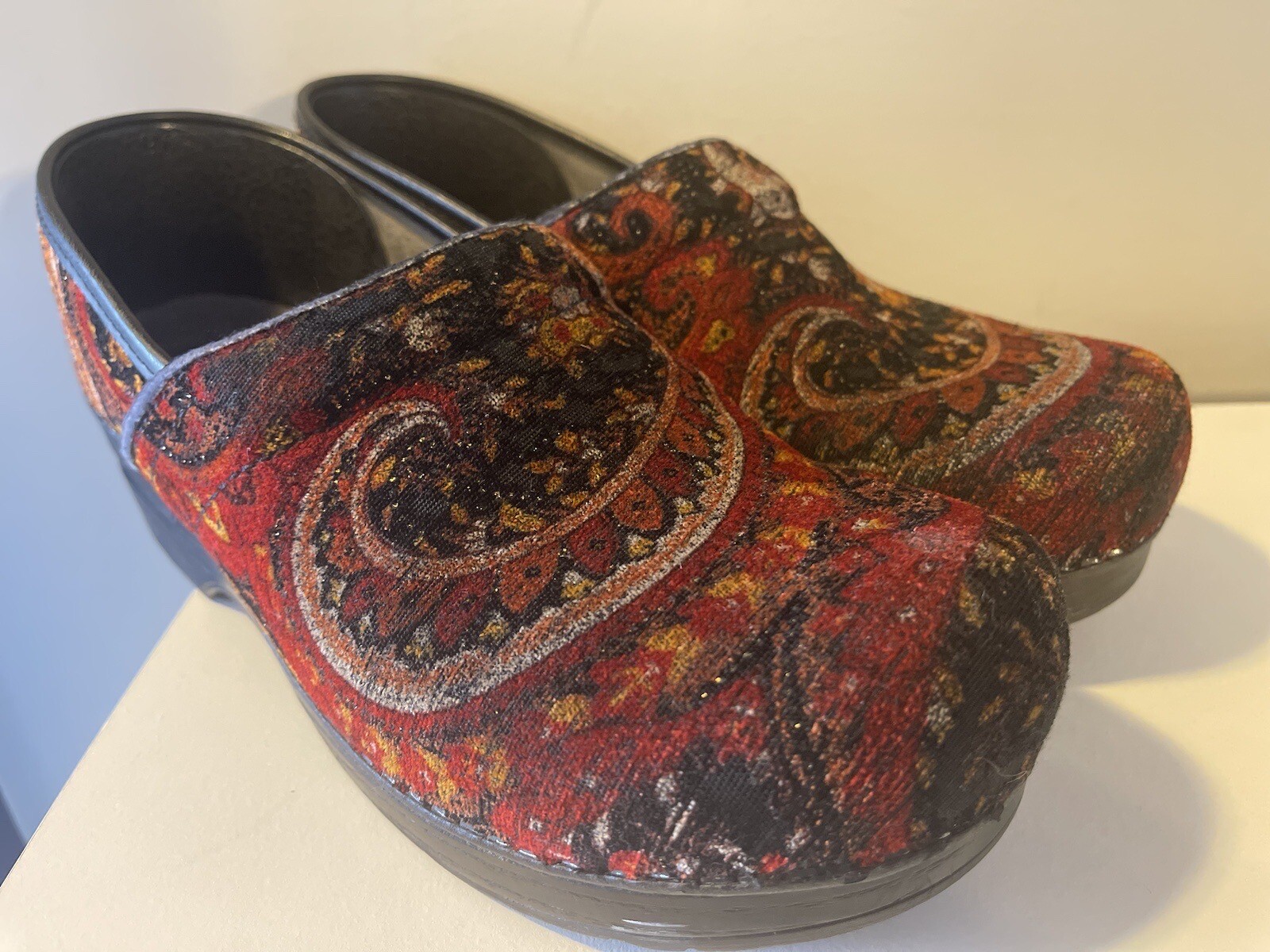 DANSKO Women's Paisley Vegan Velvet Tapestry Professional Clogs Size 9.