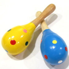 Wooden Maracas Wooden Rattle Shaker Toy Percussion Musical Instrument Set of 2