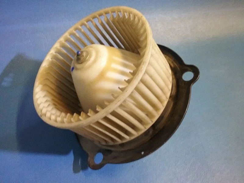 81 82 83 84 85 86 Dodge D50 camión soplador motor 162500-1052 D-50 PU 14456 Foto 3 de 4