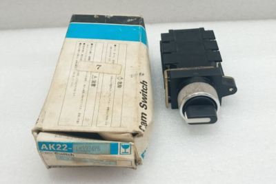 FUJI ELECTRIC AK22-IM3324PB CY51563-1 CAM SWITCH NEW FAST SHIPPING