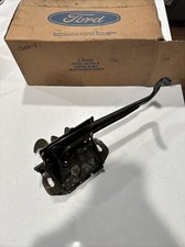 Nos New Ford D0az-16700-a 1970 Galaxie Ltd Country Squire Good Latch Assembly