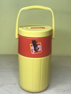Vintage Coleman Slim Jim PS1 3Xtreme Video Game 64oz Water Bottle/Thermos