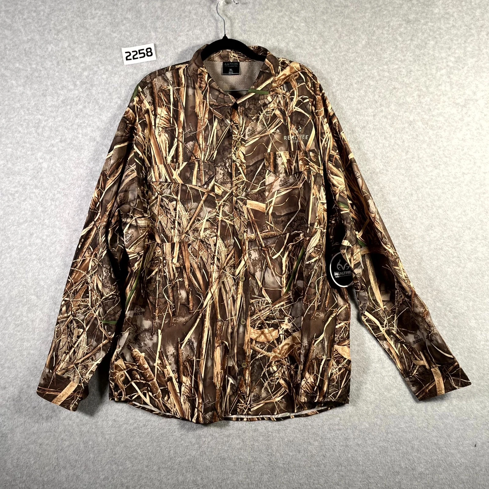 Realtree Fishing Colosseum Shirt Mens XL Brown Camouflage Button Up Hiking
Opens in a new window or