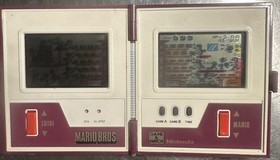 NINTENDO GAME AND WATCH MW-56 MULTI-SCREEN MARIO BROS. MADE IN JAPAN 1983.