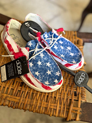 Hey Dude Wendy USA Flag Stars Canvas Slip-On Red White Blue Men's Shoes US 4