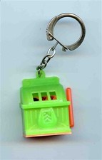 Green Orange Plastic Slot Machine Key Chain Las Vegas Souvenir