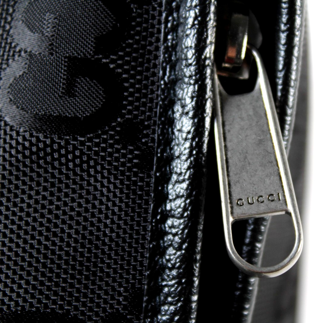 GUCCI Black GG Logo Print Canvas Large OFF THE GRID Packing Cube Travel Bag thumbnail 4