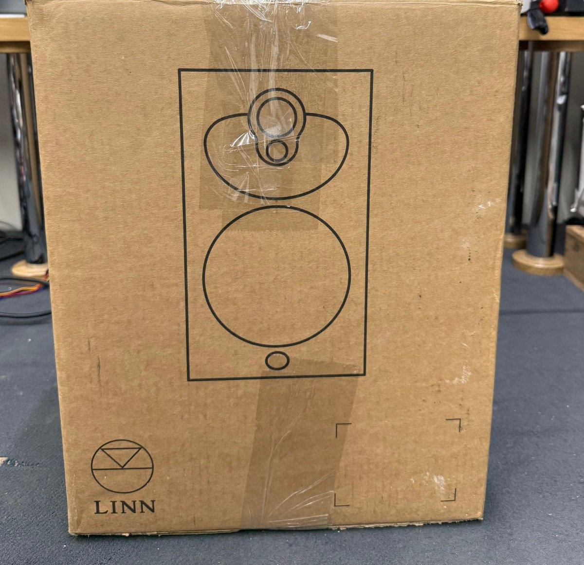 Linn Majik 109 Home Hifi Audio 3-Way bookshelf Speakers Ported