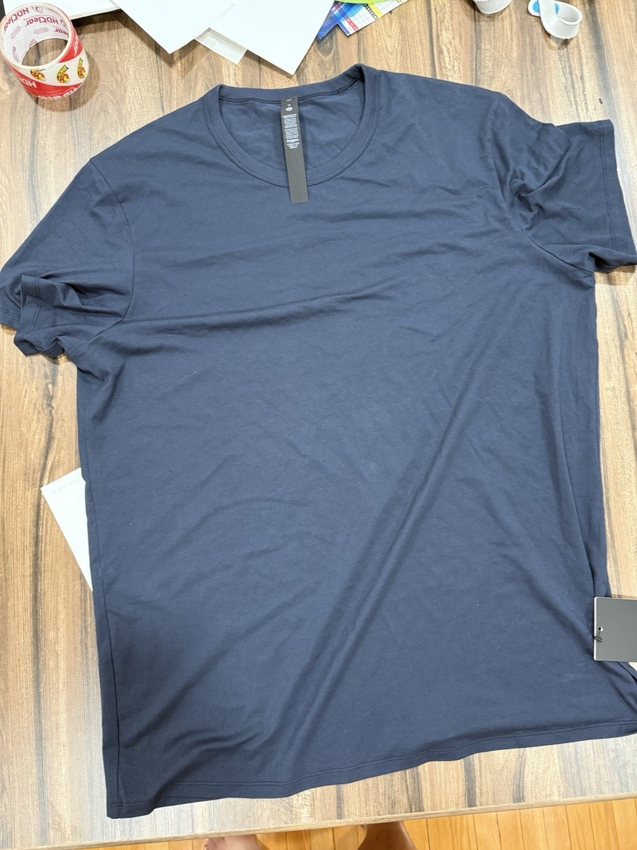 Lululemon Maui Hawaii Exclusive Fundamental T Mens XL Navy