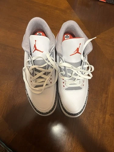 Nike Air Jordan 3 Men's Size 11.5 DN3707-160 Retro 'Fire Red' 2022