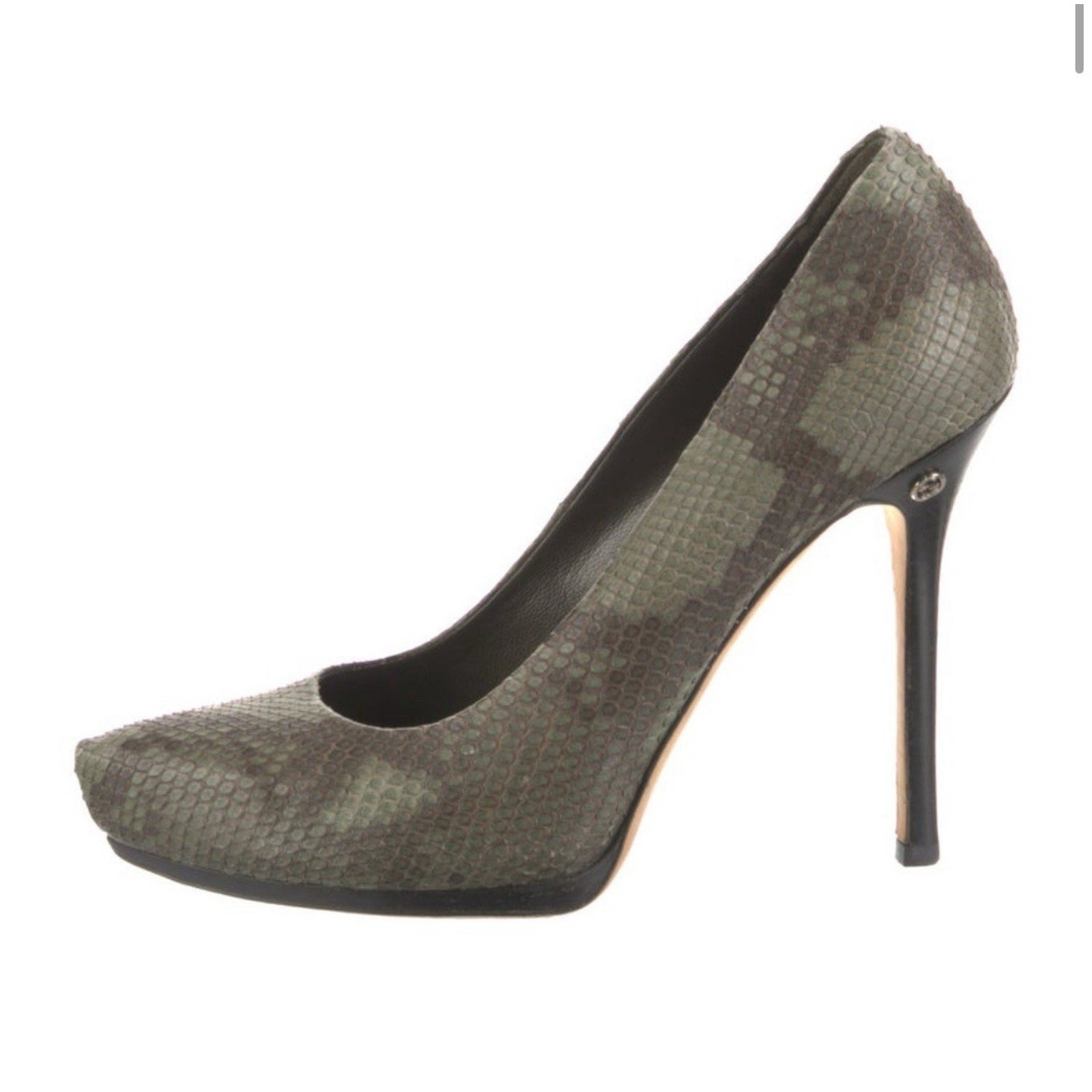 AUTH GUCCI Green Python Snakeskin Platform Pump S… - image 1