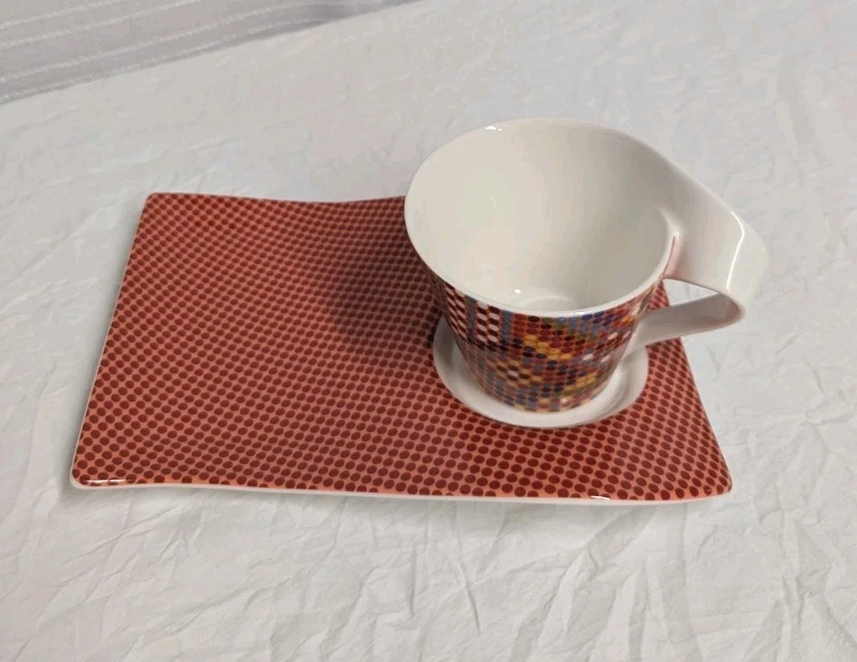 Conjunto de caneca e prato de lanche Villleroy & Boch New Wave laranja vermelho amarelo design de mosaico - Imagem 2 de 4