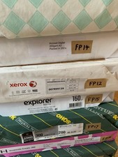 Xerox - Hammer Embossed White 240 gsm board 450 x 320mm - FP12