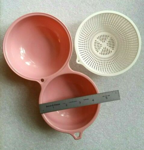 Tazón doble de preparación de verduras Inomata con colador - tazones rosados y verdes, Japón - Imagen 2 de 7