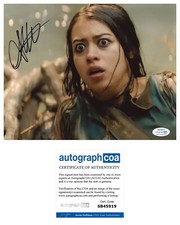 AMBER Midthunder ‘Prey’ SIGNED Autographed 8x10 PHOTO ACOA Rare