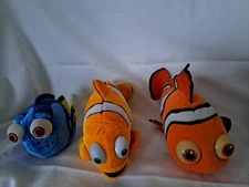Dori 8 Inch Nemo 11 Inch Plush   Lot