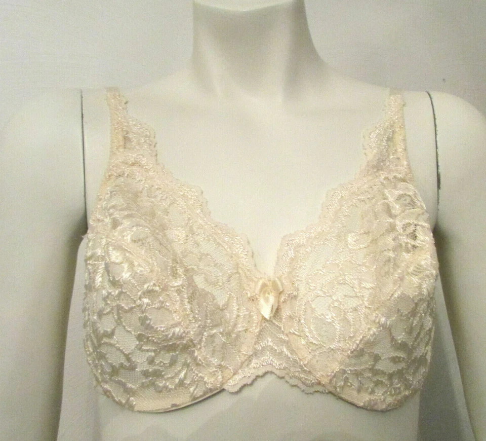 Conjunto de 2 sujetadores Victoria's Secret años 90 34C bragas M segunda piel encaje satinado hecho en EE. UU. Foto 2 de 4