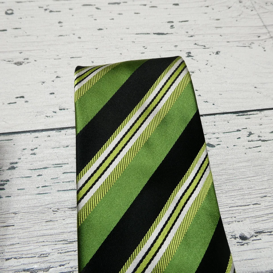 Conjunto de corbatas clásicas hechas a mano a rayas de seda Countess Mara para hombre paquete de 4 Foto 2 de 4