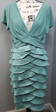 Adrianna Papell Cocktail Dress Womens 16 Green Tiered Shutter Pleats Back Zip