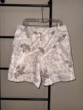 Abercrombie Kids A F Essentials Boys' Size 13/14 camo Print Shorts