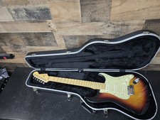 2004 Fender American Deluxe Stratocaster 50th Anniversary Sunburst W/ Case
