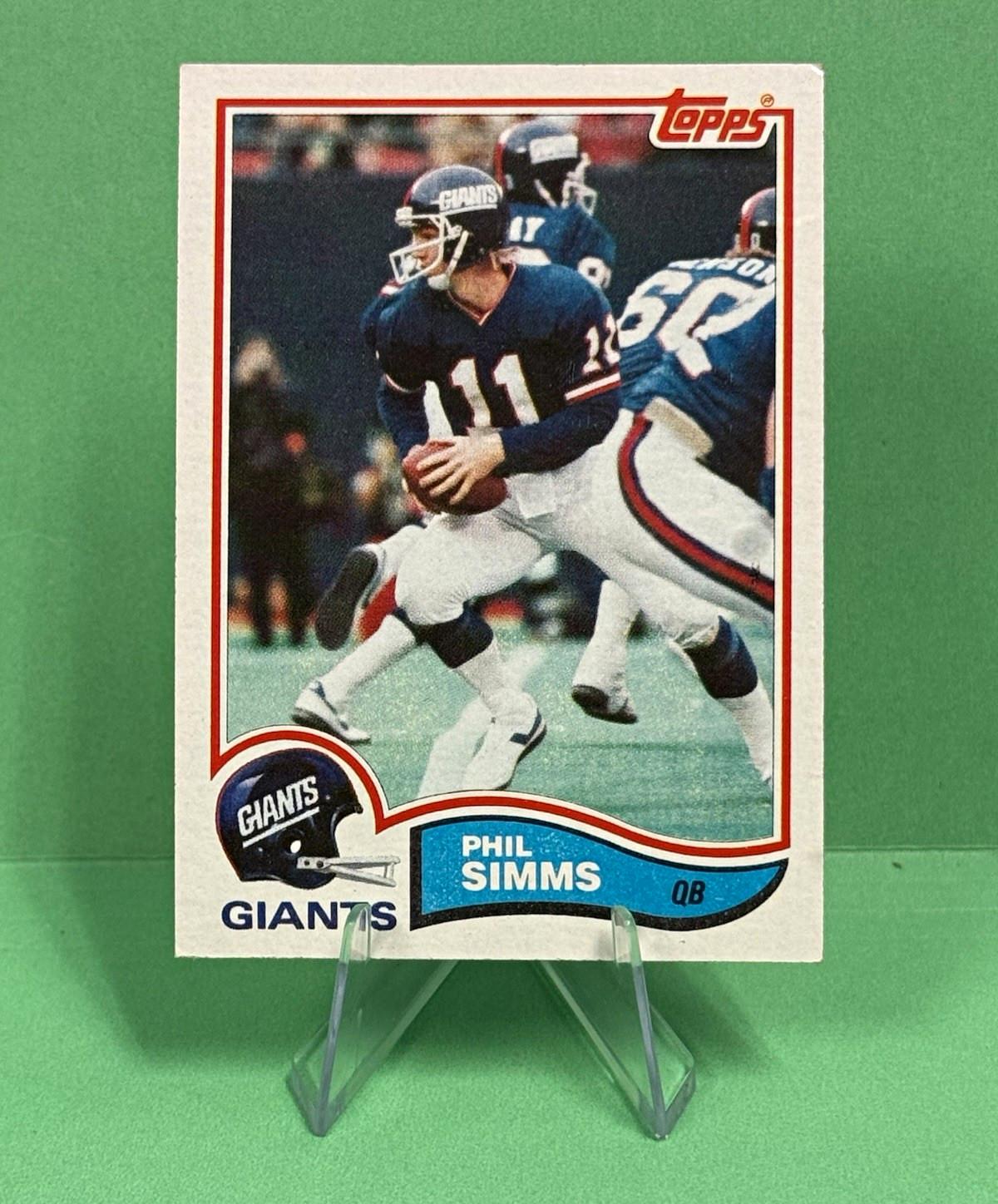 TOPPS 1982 PHIL SIMMS NEW YORK GIANTS #433 NFL FOOTBALL CARD