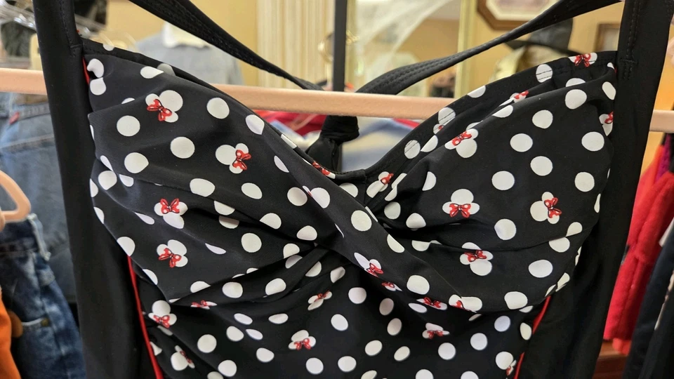 Auténtico traje de baño de una pieza para mujer Minnie Mouse cuello halter parques de Disney Foto 3 de 4