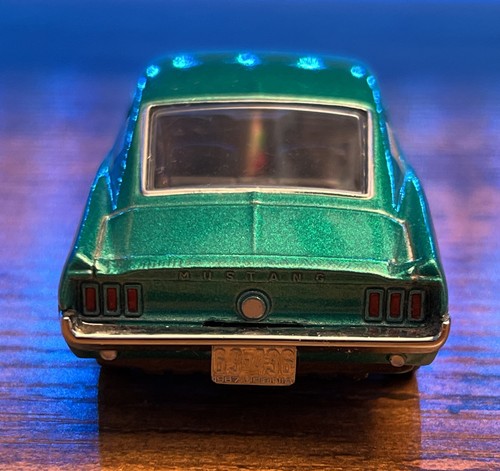 Dinky Toys 1967 Ford Mustang Fastback 2+2 Green Scale 1:43 - Picture 3 of 6