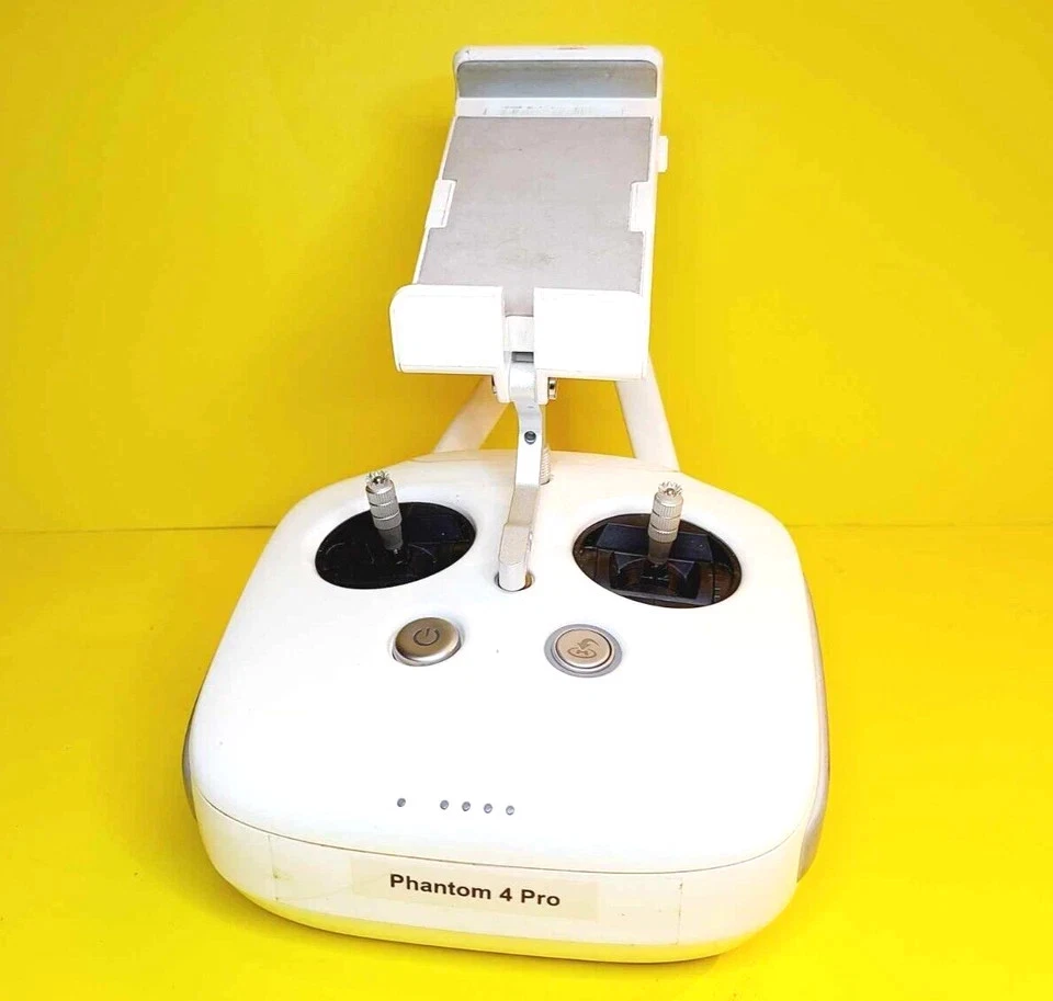 *UNTESTED* DJI PHANTOM ADVANCED PRO 4 TRANSMITTER REMOTE CONTROLLER - GL300F - Image 2 of 4