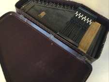 Vintage Auto Harp.